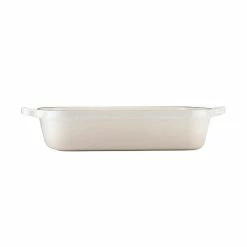 Le Creuset Signature Meringue Cast Iron 33cm Rectangular Roaster -Tiffany & Co. Shop 20184337164422 Le Creuset Signature Cast Iron Rectangular Roaster 33cm Meringue 4