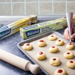 Bacofoil 2 In 1 Parchment & Foil 30cm X 5m 4 Bacofoil 2 In 1 Parchment & Foil 30cm X 5m -Tiffany & Co. Shop 21B77 Bacofoil 2 in 1 Parchment And Foil 300mmx5m 2