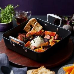 Le Creuset Toughened Non-Stick 26cm Square Roaster -Tiffany & Co. Shop 52106260010101 Le Creuset Toughened Non Stick 26cm Square Roaster 4