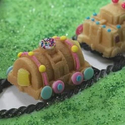 Nordic Ware Train Cake Pan -Tiffany & Co. Shop 59048 Nordicware Train Cake Pan 2