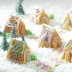 Nordic Ware Cozy Village Pan -Tiffany & Co. Shop 81948 Nordicware Cozy Village 2