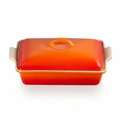 Le Creuset Volcanic Stoneware 33cm Heritage Rectangular Dish With Lid -Tiffany & Co. Shop 91001533090000 Le Creuset Heritage Cerise 33cm Rectangular Dish 1