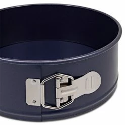 Zyliss Non-Stick 9in/23cm Springform Cake Tin 5 Zyliss Non-Stick 9in/23cm Springform Cake Tin -Tiffany & Co. Shop E980194 Zyliss Non stick 9in 23cm Springform Cake Tin 3