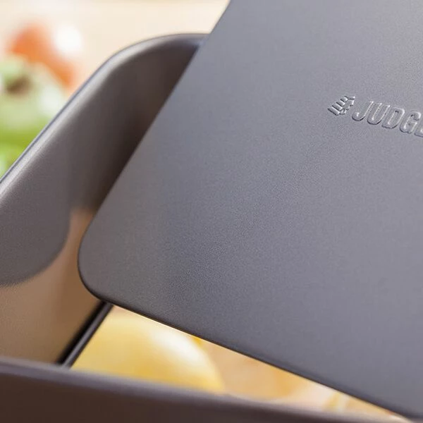Judge Bakeware 15cm Square Cake Tin Loose Base Judge Bakeware 15cm Square Cake Tin Loose Base -Tiffany & Co. Shop Judge Bakeware Square Cake Tin Loose Base Macro 4