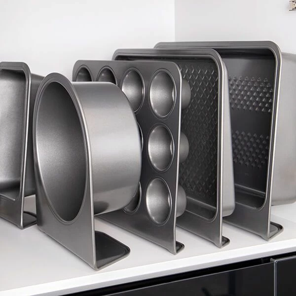 MasterClass Smart Stack Non-Stick 40.5cm x 31cm Baking Tray MasterClass Smart Stack Non-Stick 40.5cm X 31cm Baking Tray -Tiffany & Co. Shop MCVSB01 MasterClass VSB Baking Tray Non Stick 2