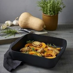 Scanpan TechnIQ 28cm Square Roasting Pan -Tiffany & Co. Shop SP54403200 Scanpan TechnIQ 28cm Square Roasting Pan 4